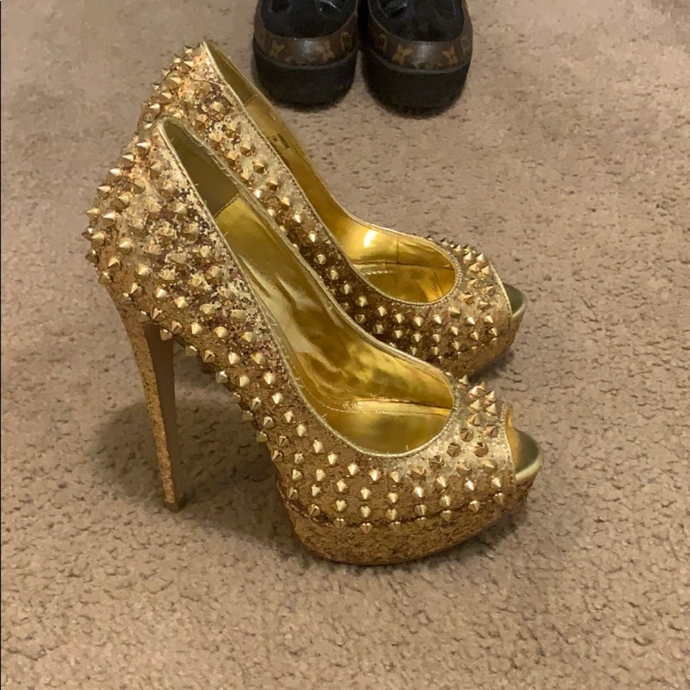 High heels STEVE MADDEN, Gold Color, Size 7.5